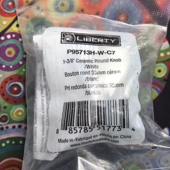 11 Ceramic Round Knobs P95713H-W-C7 - Picture 5 of 7